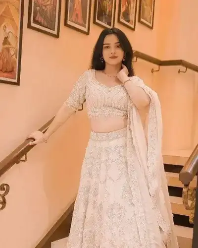 Escort Service In Pimpri Chinchwad